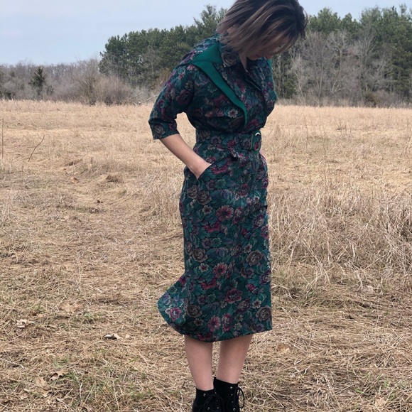 Vtg Positive Influence floral dress with belt - Picture 2 of 9